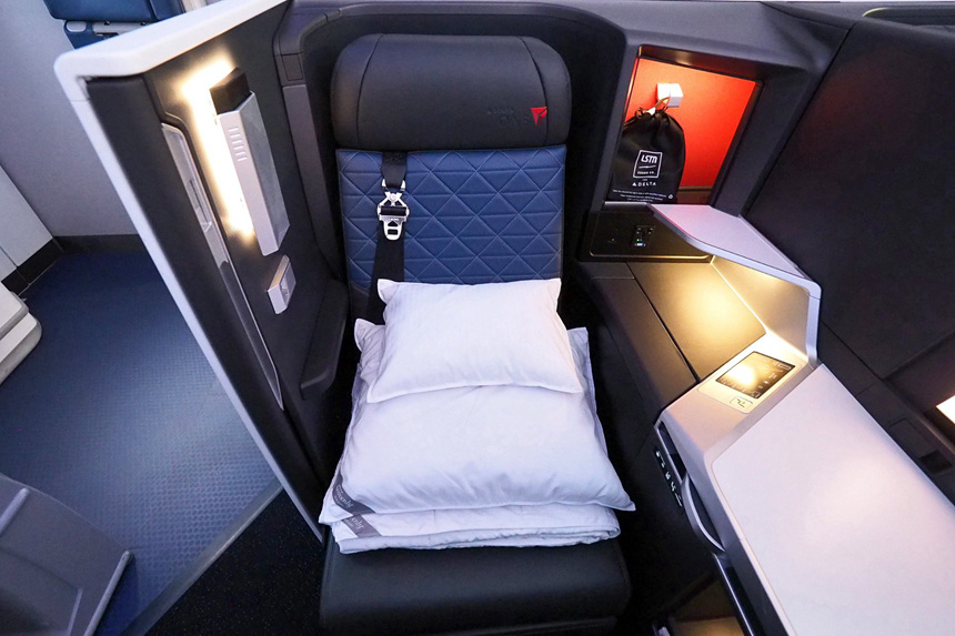 Delta-Business-Class-2_860 x 573