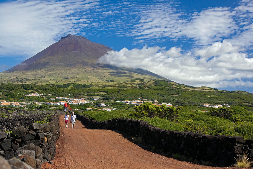 17-Criacao-Velha-Ilha-do-Pico