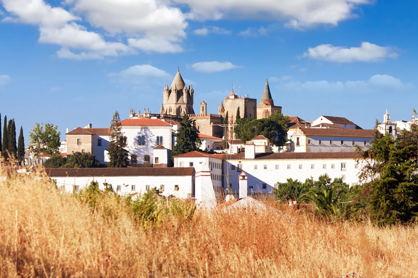 12-Evora-Portugal-from-outside-the-walls