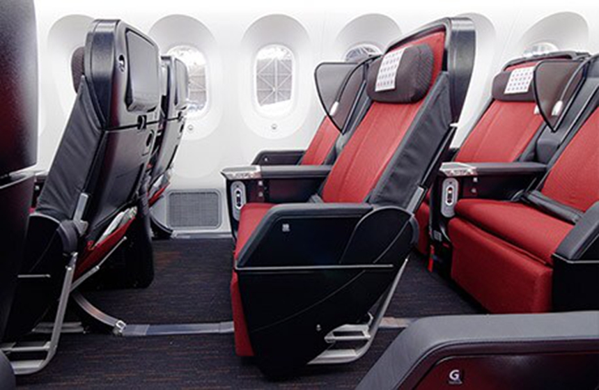 JAL_Premium_Class_77