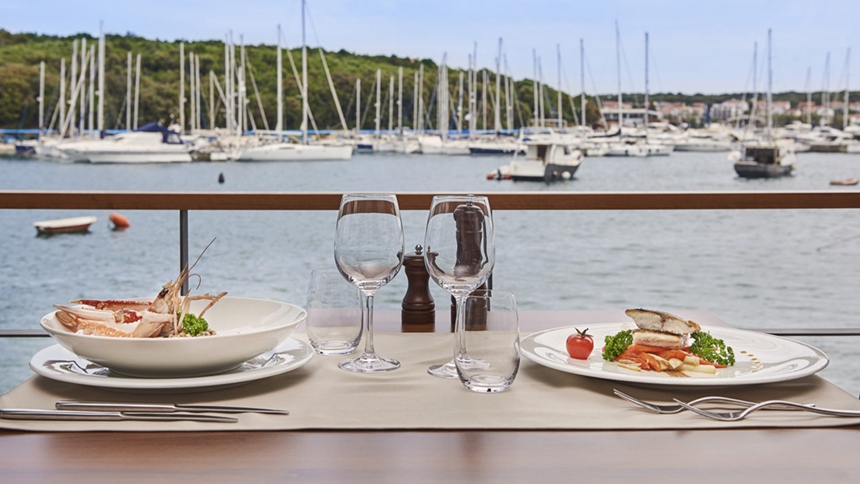 Ribarska Koliba Resort_860x484